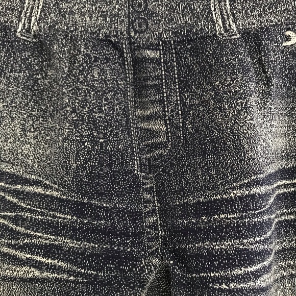 Jean Print Leggings - Picture 3 of 5